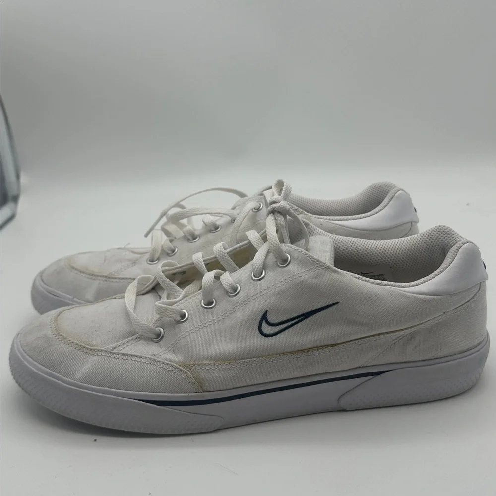 Nike Classic White and Gray Sneakers - Picture 2 of 4